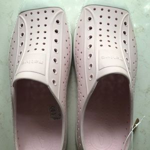 Pink Jefferson Natives